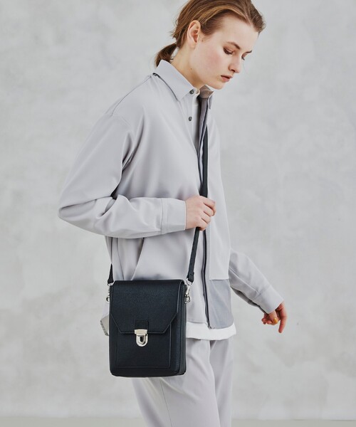 tk.TAKEO KIKUCHI（ティーケータケオキクチ）の「◆フラップスクエアボックスショルダーバッグ（ショルダーバッグ・メンズ・ブラック/グレー/ブラック系3・00）」の16枚目の写真