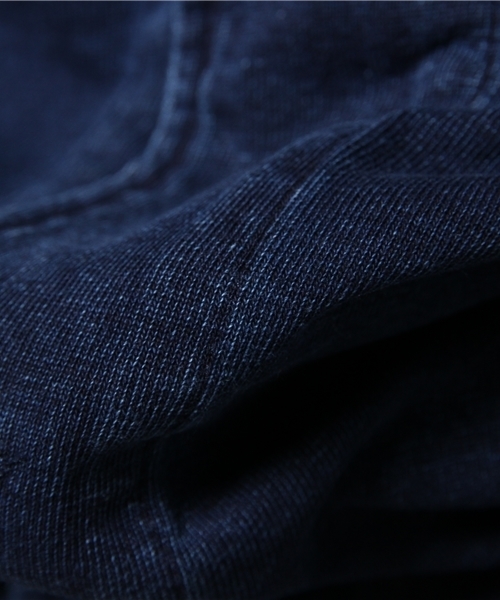 Denime(ドゥニーム)の「カットデニムショップコート(ステンカラーコート・メンズ・ブルー/ネイビー・LARGE/MEDIUM)」の20枚目の写真