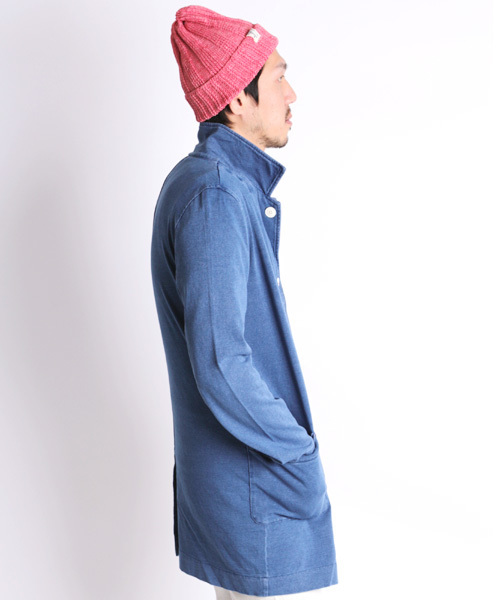 Denime(ドゥニーム)の「カットデニムショップコート(ステンカラーコート・メンズ・ブルー/ネイビー・LARGE/MEDIUM)」の13枚目の写真