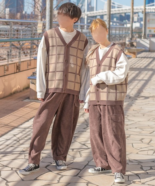 PairPair（ペアペア）の「チェックジャガードニットベスト(ユニセックス)（ベスト・レディース・ブラック/ベージュ/ブラウン・MEDIUM/LARGE）」の18枚目の写真