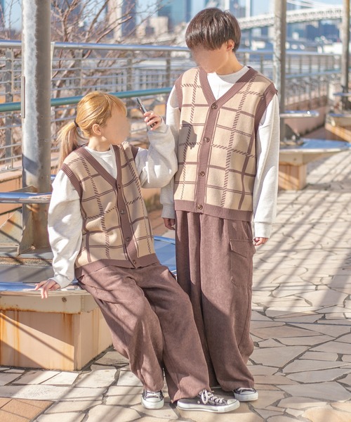 PairPair（ペアペア）の「チェックジャガードニットベスト(ユニセックス)（ベスト・レディース・ブラック/ベージュ/ブラウン・MEDIUM/LARGE）」の19枚目の写真