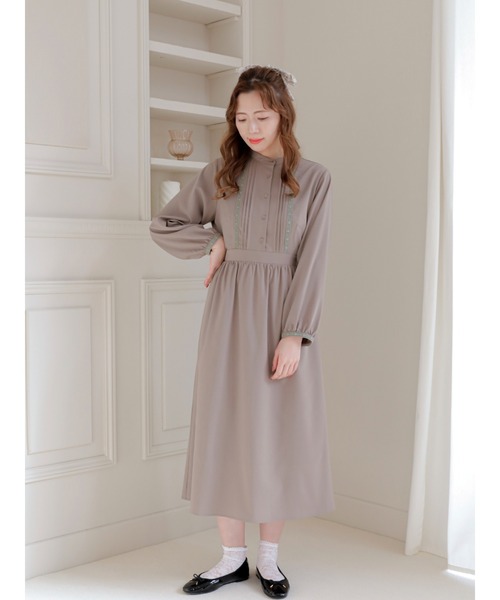 Areeam（アリーム）の「レースタックワンピース（ワンピース・レディース・グレイッシュベージュ/ブルー・FREE）」の8枚目の写真