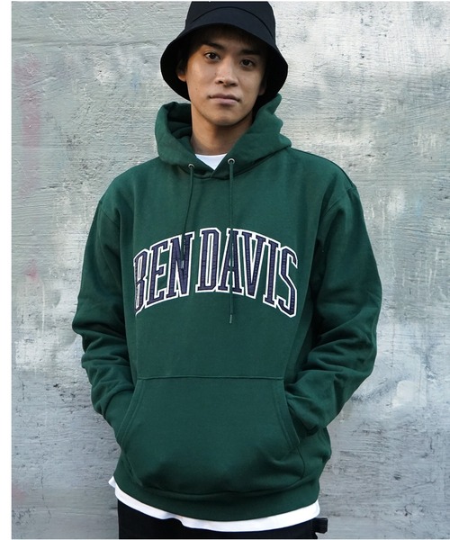 BEN DAVIS（ベンデイビス）の「《BEN DAVIS》COLLEGE SWEAT PARKA/ワッペン刺繍パーカー（パーカー・メンズ・ホワイト/ブラック/ベージュ/グリーン/ネイビー・SMALL/MEDIUM/LARGE/X-LARGE）」の4枚目の写真