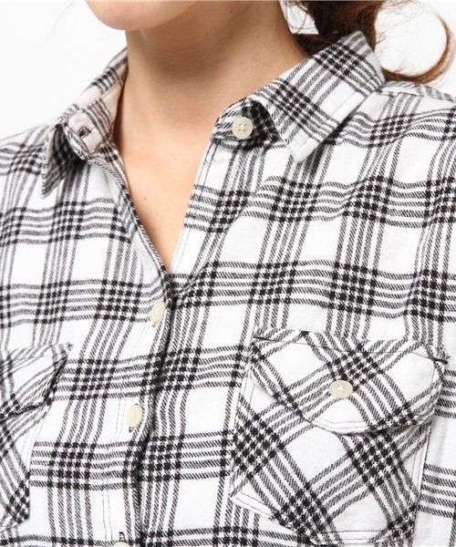AZUL by moussy（アズールバイマウジー）の「チェックWポケ長袖シャツ（シャツ/ブラウス・レディース・ダークネイビー/レッド系その他/ブルー系その他/ホワイト系その他・MEDIUM/LARGE/SMALL）」の9枚目の写真