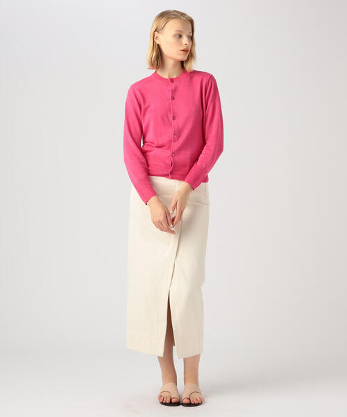 TOMORROWLAND （トゥモローランド）の「プレーンリネン クルーネックカーディガン（カーディガン/ボレロ・レディース・チャコールグレー/ライトブルー/レッド/ライトイエロー/シルバー系その他/ライトベージュ/ダークグリーン/ピンク・S/M）」の9枚目の写真