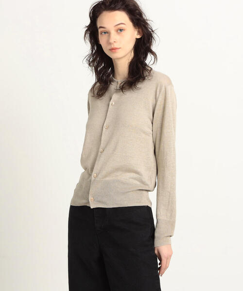 TOMORROWLAND （トゥモローランド）の「プレーンリネン クルーネックカーディガン（カーディガン/ボレロ・レディース・チャコールグレー/ライトブルー/レッド/ライトイエロー/シルバー系その他/ライトベージュ/ダークグリーン/ピンク・S/M）」の14枚目の写真