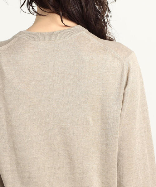 TOMORROWLAND （トゥモローランド）の「プレーンリネン クルーネックカーディガン（カーディガン/ボレロ・レディース・チャコールグレー/ライトブルー/レッド/ライトイエロー/シルバー系その他/ライトベージュ/ダークグリーン/ピンク・S/M）」の19枚目の写真