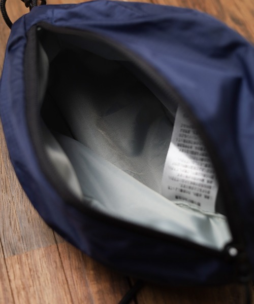 WILD THINGS（ワイルドシングス）の「■WILD THINGS■ROUND POUCH（ショルダーバッグ・メンズ・ブラック/ネイビー/グレー・FREE）」の7枚目の写真