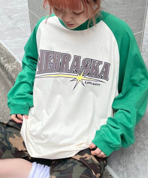 WEGO(ウィゴー)の「WEGO/スタジアムロゴプリントBIGロンT(Tシャツ/カットソー・メンズ・グリーン/パープル/ブラック系その他/オレンジ/ダークグリーン/ブラック・LARGE/MEDIUM)」の17枚目の写真