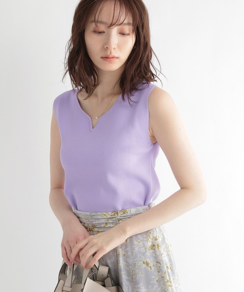 Andemiu（アンデミュウ）の「ハートネックノースリーブニット275471（ニット/セーター・レディース・ブラック/グリーン/パープル/ピンク・FREE）」の11枚目の写真