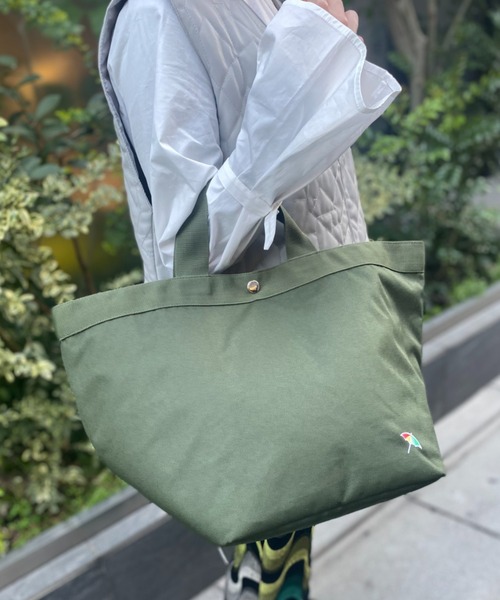 Arnold Palmer（アーノルドパーマー）の「Arnold Palmer トートバッグ（トートバッグ・レディース・ブラック/ベージュ/レッド/カーキ/イエロー/レオパード・FREE）」の8枚目の写真