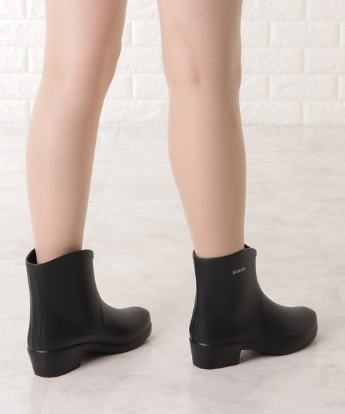 Lace Ladies（レースレディース）の「ショート丈ミニヒールレインブーツ（レインシューズ・レディース・グレー/ブラック・23.5/24/23/24.5/25）」の14枚目の写真