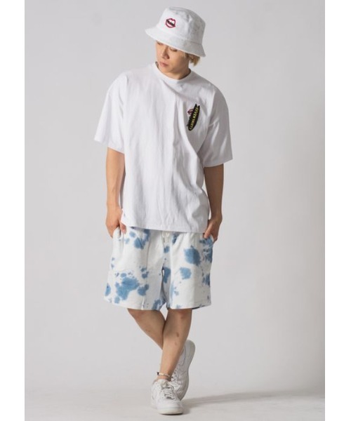 RE730(アールイーセブンサーティー)の「RE730 サーフボードにかくれているなみおくん ビッグシルエットTシャツ(Tシャツ/カットソー・メンズ・ブラック/オフホワイト・MEDIUM/LARGE/X-LARGE)」の6枚目の写真