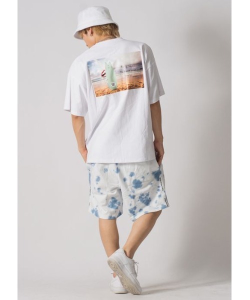 RE730(アールイーセブンサーティー)の「RE730 サーフボードにかくれているなみおくん ビッグシルエットTシャツ(Tシャツ/カットソー・メンズ・ブラック/オフホワイト・MEDIUM/LARGE/X-LARGE)」の10枚目の写真