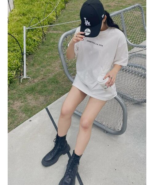 EVRIS（エヴリス）の「バックフォトBIG TEE（Tシャツ/カットソー・レディース・ホワイト/ブラック・FREE）」の5枚目の写真