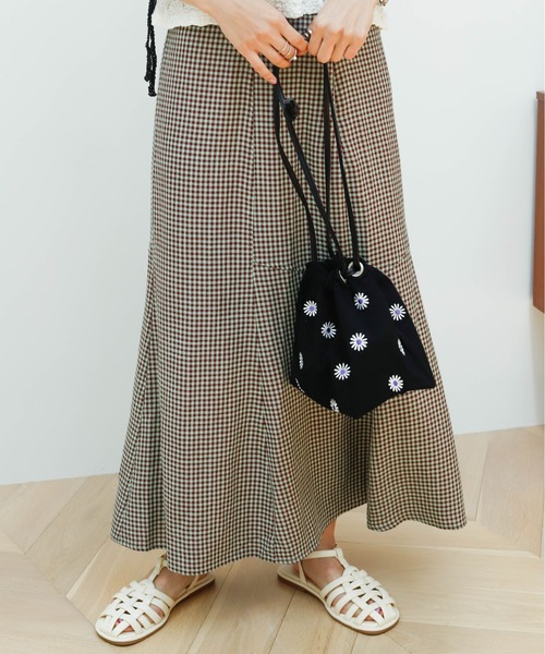 Birthday room（バースデイルーム）の「花刺繍巾着バッグ（ハンドバッグ・レディース・ブラック/グリーン/チェック・FREE）」の11枚目の写真