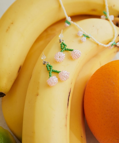 SALON adam et rope'（サロン アダム エ ロペ）の「【parlor for SALON】フルーツビーズピアス（ピアス（両耳用）・レディース・グリーン/ピンク/オレンジ/イエロー・FREE）」の4枚目の写真