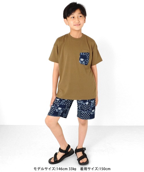 GLAZOS（グラソス）の「天竺・ドロップショルダー総柄Wポケット半袖Tシャツ【セットアップ対応】（Tシャツ/カットソー・キッズ・ホワイト/モカ/チャコールグレー/ライトブルー・130cm/140cm/160cm/150cm/170cm）」の21枚目の写真