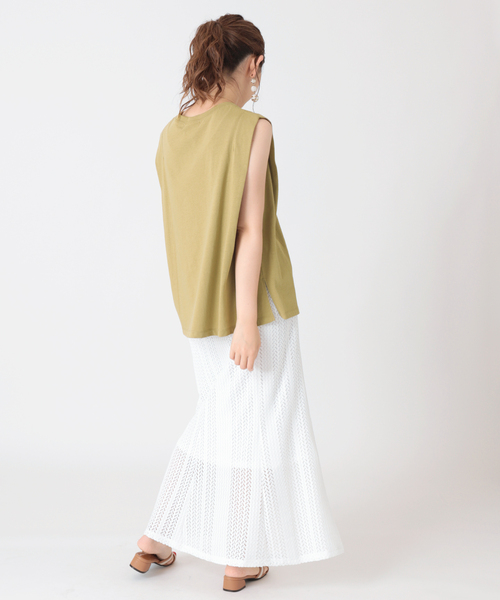 Simplicite（サンプリシテ）の「ショルダータックノースリーブ（Tシャツ/カットソー・レディース・ベージュ/ブラック/カーキ・FREE）」の9枚目の写真