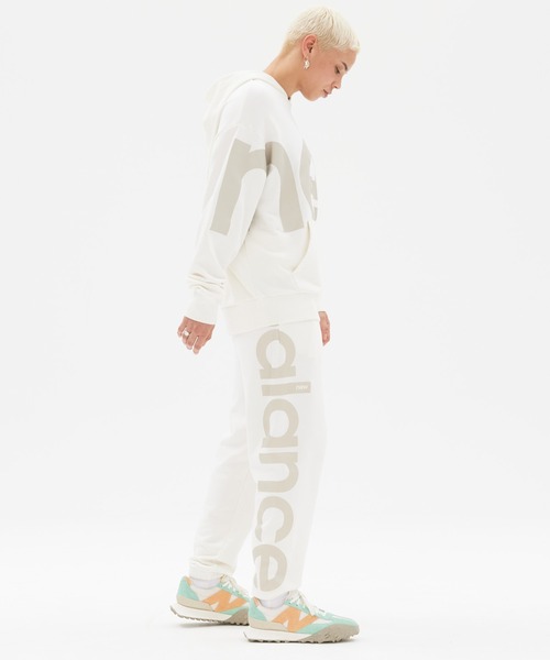NEW BALANCE(ニューバランス)の「NB Athletics Unisex Out of Bounds オーバーサイズ スウェットプルオーバーフーディー(パーカー・メンズ・ホワイト/ブラック/ブルー系その他・4/5/0/2/3/1)」の22枚目の写真