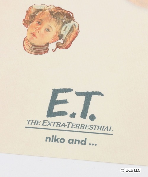 niko and...(ニコアンド)の「【E.T.】コラボ ラッピングペーパー(ポスター/アート・レディース・ベージュ/ネイビー・0)」の8枚目の写真