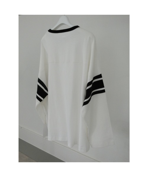 ulu（ウル）の「Raglan long sleeve big line t shirt（Tシャツ/カットソー・レディース・ブラック/グリーン・FREE）」の9枚目の写真