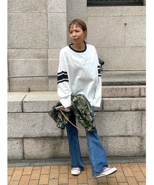 ulu（ウル）の「Raglan long sleeve big line t shirt（Tシャツ/カットソー・レディース・ブラック/グリーン・FREE）」の5枚目の写真