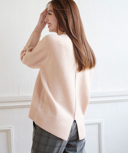 ANY SIS(エニィスィス)の「【洗える】ハイネックバックスリット ニット(ニット/セーター・レディース・スカイブルー系/ローズ系/アイボリー系/ピンク系/黄土色系・2)」の6枚目の写真