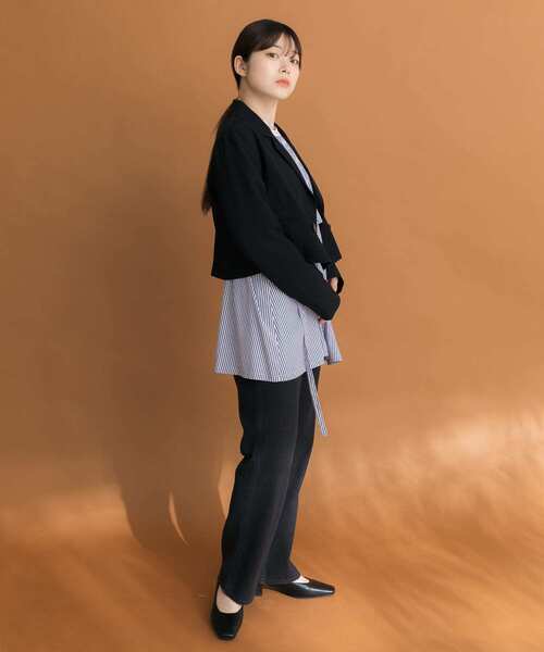 HEYUMM(ヘユム)の「ダブルボタンショートジャケット(その他アウター・レディース・モカ/ブラック/アイボリー・ONE)」の18枚目の写真