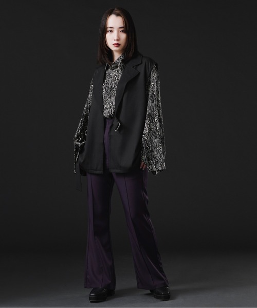 Ellno Loset(エルノロゼット)の「フレアスリーブスリットシャツ(シャツ/ブラウス・メンズ・ブラック/オフホワイト/ブルー・MEDIUM/LARGE)」の20枚目の写真