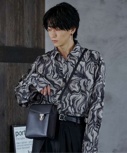 Ellno Loset(エルノロゼット)の「スクエアショルダーバッグ(ショルダーバッグ・メンズ・ブラック・FREE)」の4枚目の写真