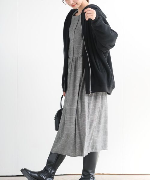 rps（アールピーエス）の「フリースＢＩＧＺＩＰパーカー（パーカー・レディース・アイボリー/ブラック/カーキ/ベージュ・フリー）」の18枚目の写真