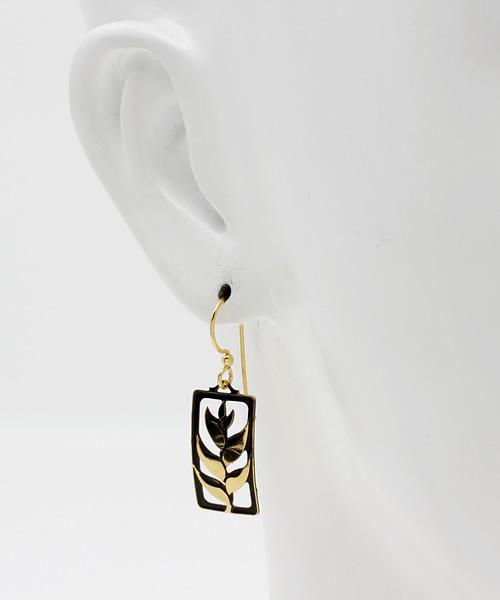 Kahiko(カヒコ)の「【Kahiko】LEIGHTON LAM ヘリコニアピアス(ピアス(両耳用)・レディース・ブラック×ゴールド/シルバー/ゴールド・FREE)」の7枚目の写真