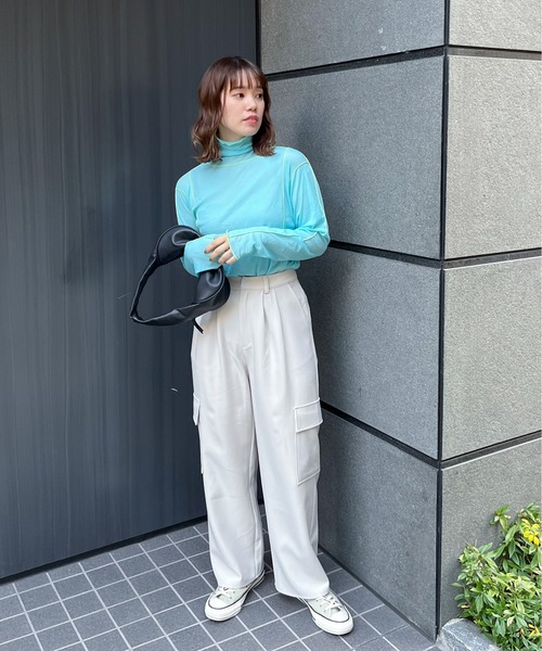 feepur(フェピュール)の「配色メローシアートップス(Tシャツ/カットソー・レディース・イエロー/オレンジ/オフホワイト/グレー/ブルー/ブラック・MEDIUM)」の14枚目の写真
