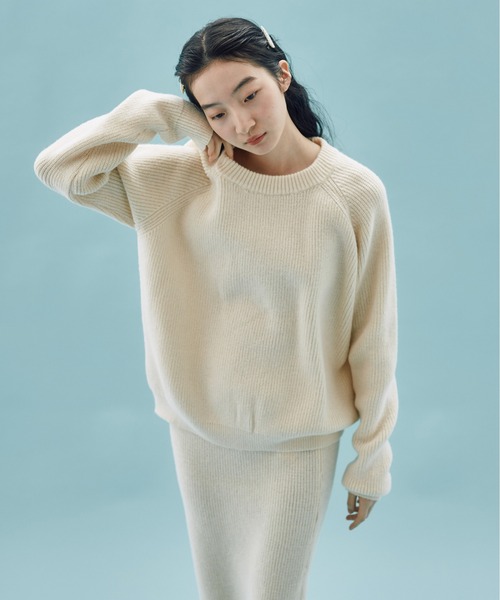 INSIIS(インシス)の「【セットアップ対応可】クルーネックニット(ニット/セーター・レディース・ホワイト/ブラック/ブルー・フリー)」の2枚目の写真