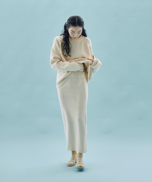 INSIIS(インシス)の「【セットアップ対応可】クルーネックニット(ニット/セーター・レディース・ホワイト/ブラック/ブルー・フリー)」の22枚目の写真