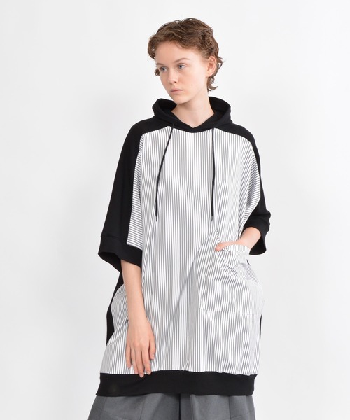 gomme(ゴム)の「40/-コーマ裏毛 ビッグパーカー(パーカー・レディース・ブラック/チャコールグレー・MEDIUM)」の1枚目の写真