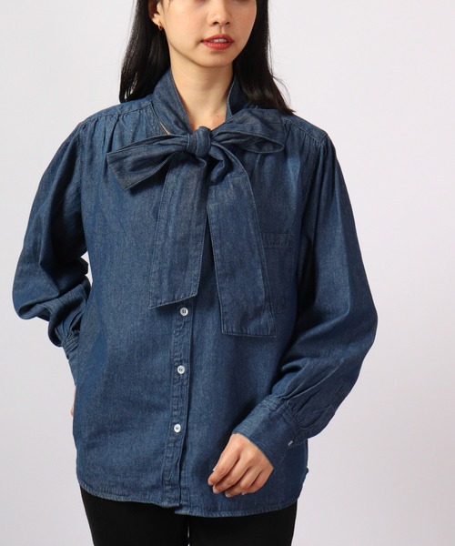 atONE(アットワン)の「atONE デニムボウタイ3WAYシャツ 長袖(シャツ/ブラウス・レディース・ネイビー/ワンウォッシュ・LL/3L/L/4L/M)」の13枚目の写真