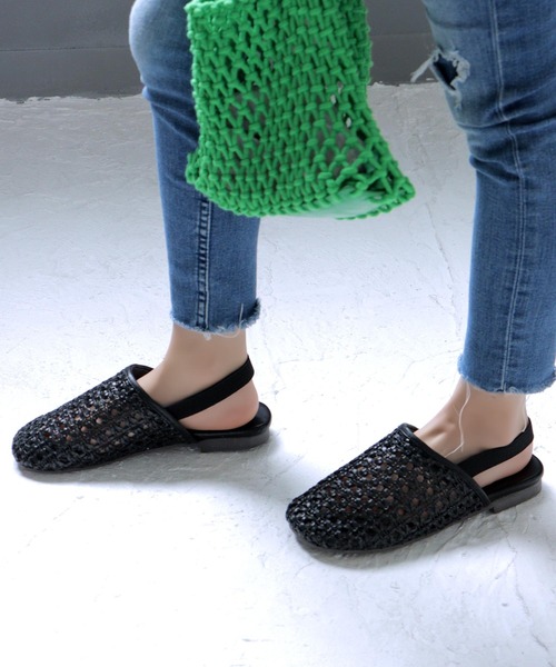 SOROTTO（ソロット）の「メッシュ編み込みぺたんこサンダル（サンダル・キッズ・キャメル/ブラック/ホワイト・16.0cm/17.0cm/18.0cm/19.0cm/20.0cm/21.0cm/22.0cm）」の10枚目の写真