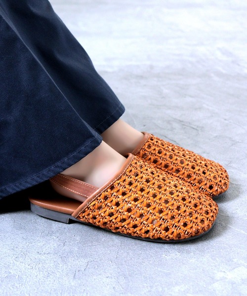 SOROTTO（ソロット）の「メッシュ編み込みぺたんこサンダル（サンダル・キッズ・キャメル/ブラック/ホワイト・16.0cm/17.0cm/18.0cm/19.0cm/20.0cm/21.0cm/22.0cm）」の19枚目の写真