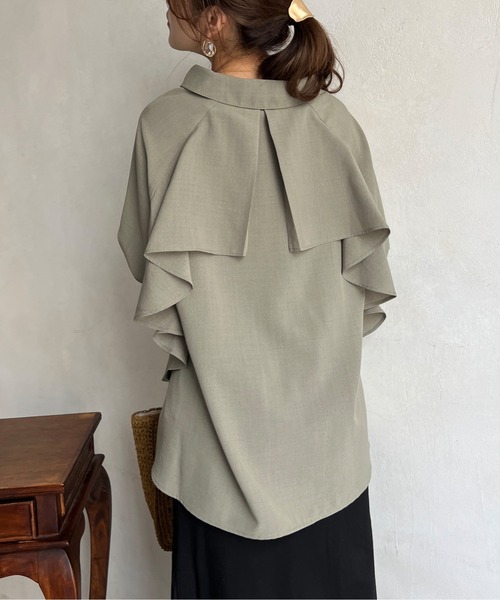 Chez toi（シェトワ）の「BACKフリルリネンタッチスキッパーシャツ（シャツ/ブラウス・レディース・ブラック/オフホワイト/オリーブ/オレンジ・FREE）」の11枚目の写真