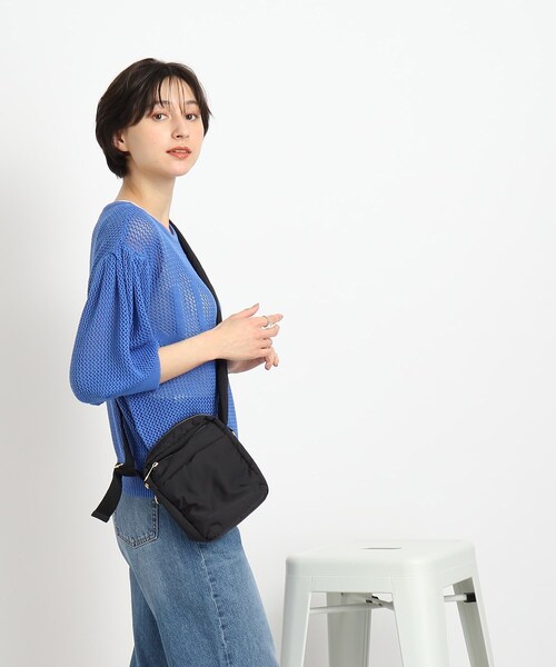 Cutie Blonde（キューティーブロンド）の「◆【レイヤードを楽しむ】メッシュロゴトップス（Tシャツ/カットソー・レディース・ホワイト系/ブルー・00）」の9枚目の写真