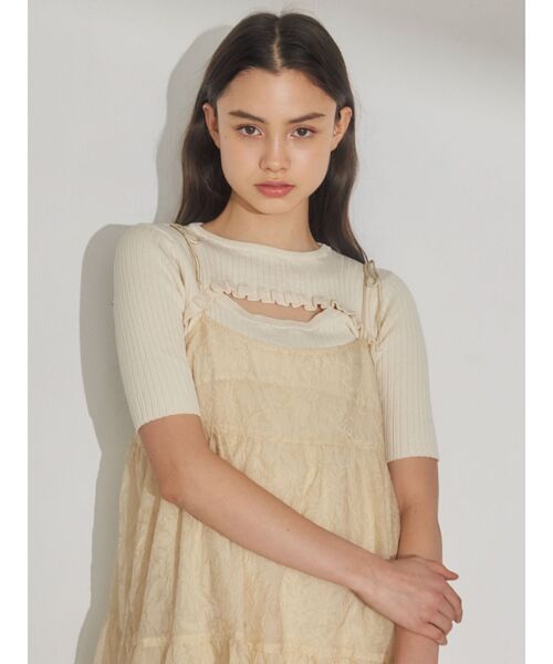 merry jenny（メリージェニー）の「カットアウトフリルニットtops（ニット/セーター・レディース・ブラック/ブルー/アイボリー・FREE）」の10枚目の写真