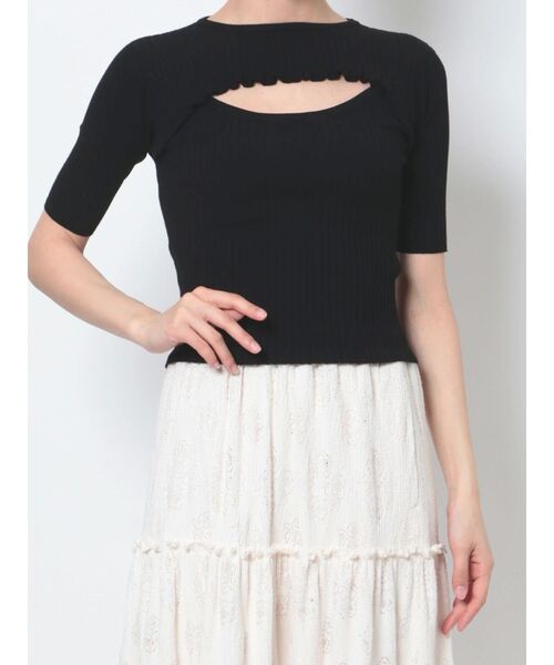 merry jenny（メリージェニー）の「カットアウトフリルニットtops（ニット/セーター・レディース・ブラック/ブルー/アイボリー・FREE）」の3枚目の写真