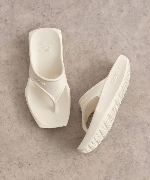 CIAOPANIC TYPY(チャオパニックティピー)の「muleboyサンダルエックス(サンダル・レディース・ブラック/アイボリー/ベージュ系その他・MEDIUM/LARGE)」の2枚目の写真