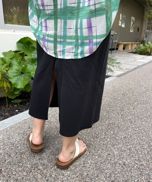 nemne store（ネンネストア）の「【低身長用サイズあり】カップ付きキャミワンピース（ワンピース・レディース・アイボリー/オートミール/ブラック・MEDIUM/SMALL）」の5枚目の写真