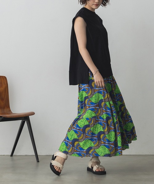 lil nina(リルニーナ)の「レーヨン アフリカン柄 ギャザーフレアスカート(スカート・レディース・ブラウン/グリーン/ピンク・FREE)」の3枚目の写真