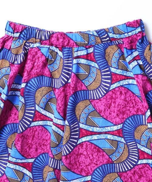 lil nina(リルニーナ)の「レーヨン アフリカン柄 ギャザーフレアスカート(スカート・レディース・ブラウン/グリーン/ピンク・FREE)」の17枚目の写真
