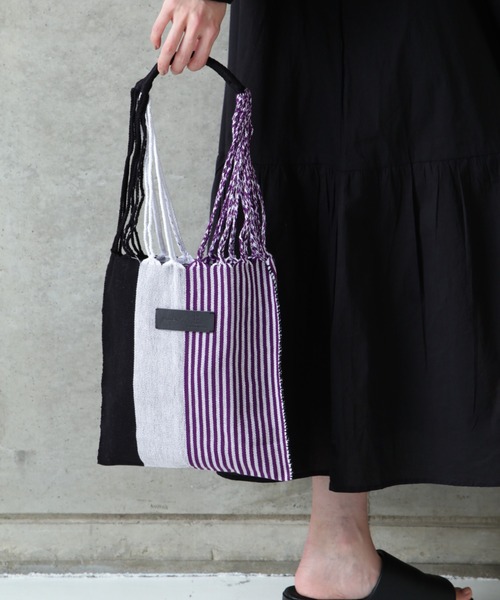 ROSE BUD（ローズバッド）の「(MoonBird)<パープルROSE BUD限定カラー>ハンモック型ショルダーバッグ（ショルダーバッグ・レディース・ピンク/パープル・FREE）」の2枚目の写真