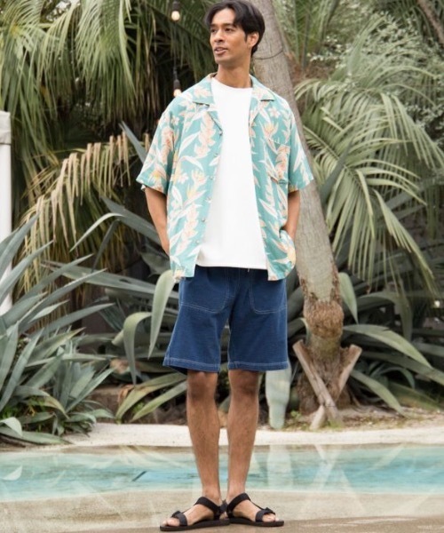 Kahiko(カヒコ)の「【Kahiko】クプナMEN'Sアロハシャツ(シャツ/ブラウス・メンズ・ベージュ/ホワイト系その他/ブルー系その他/ベージュ系その他/ブラック系その他/カーキ/オレンジ/ベージュ系その他2/グリーン/ベージュ系その他3/ブルー/ホワイト系その他2/ターコイズブルー/ブラック系その他2/ベージュ系その他4/ブラウン系その他/その他1/その他2/その他3/その他5/その他4・FREE)」の22枚目の写真